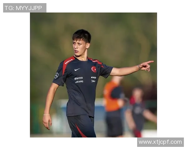 某足球明星因不满待遇公开表达对韩国的厌恶情绪引发热议