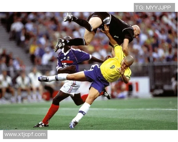 全球足球巨星同框瞬间珍藏集锦与精彩故事分享